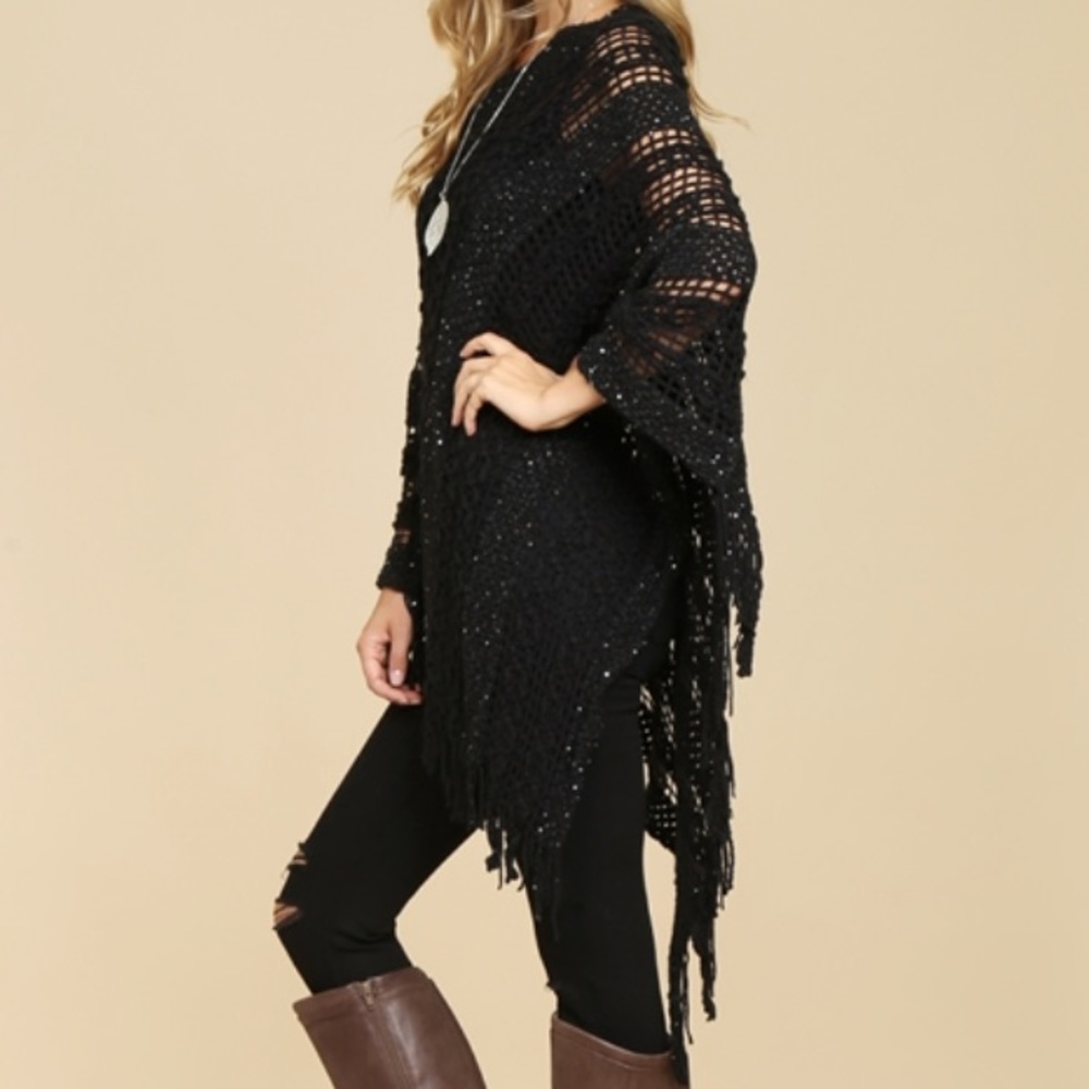 Black Knit Poncho - Picture 4 of 8